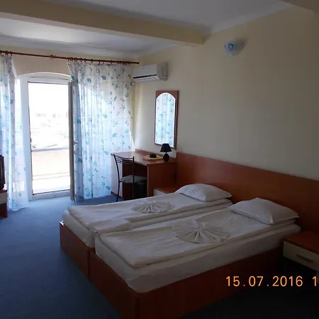 Hotel Family Atlas 2*