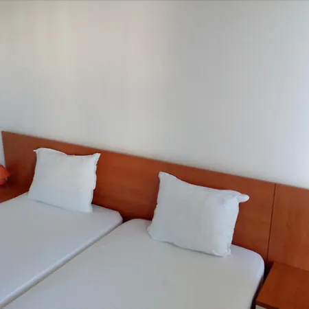 Hotel Family Atlas Sinemoreț