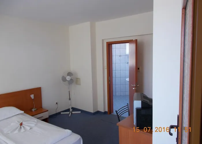 Ξενοδοχείο Family Atlas Sinemoretz